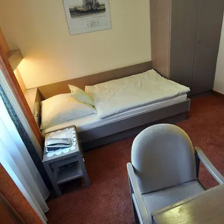 فندق Hohenstaufen 3*